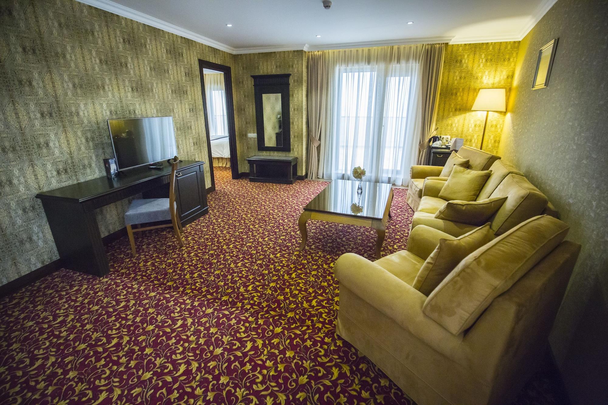 Colosseum Marina Hotel Batumi Ngoại thất bức ảnh