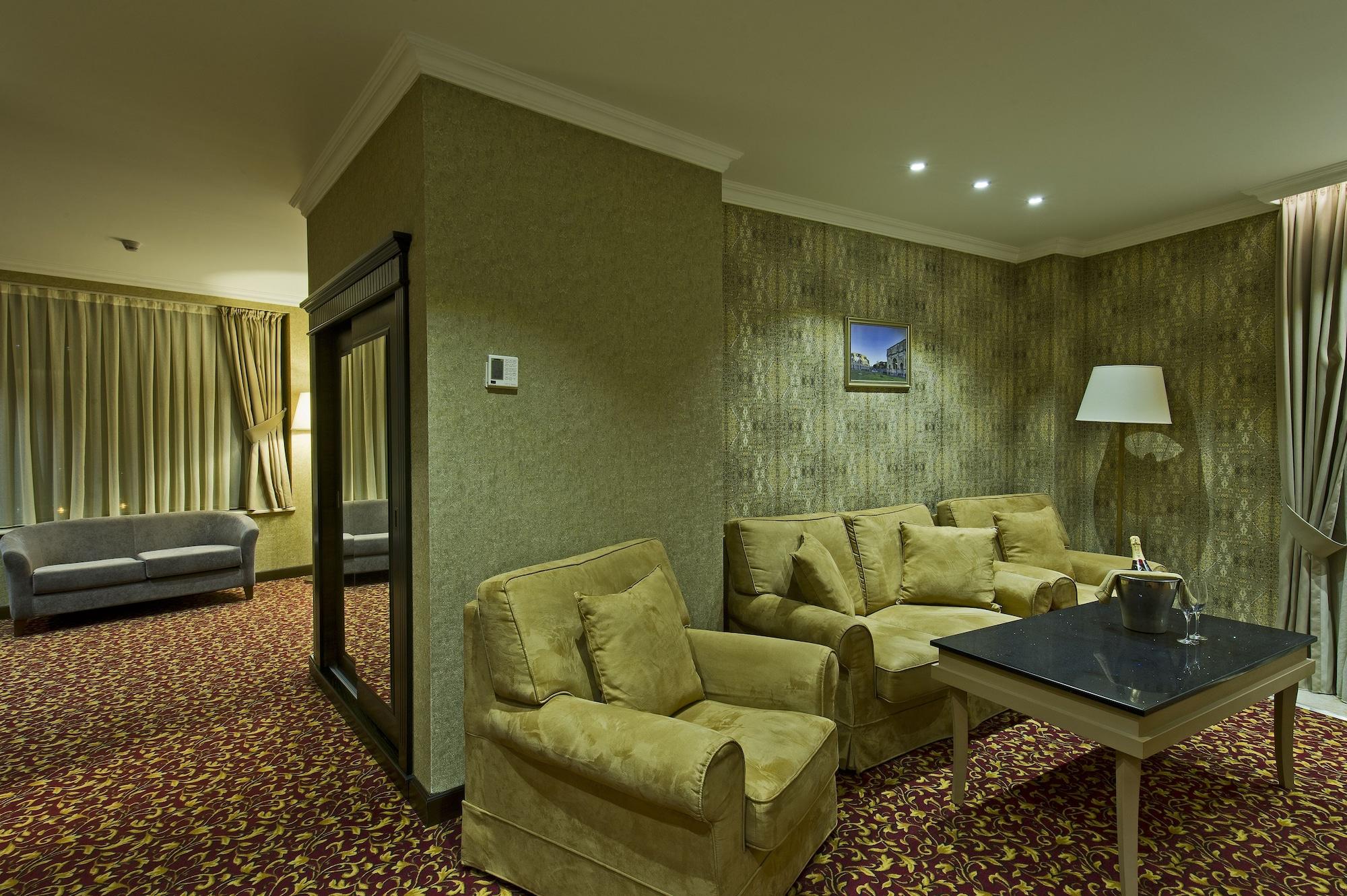 Colosseum Marina Hotel Batumi Ngoại thất bức ảnh
