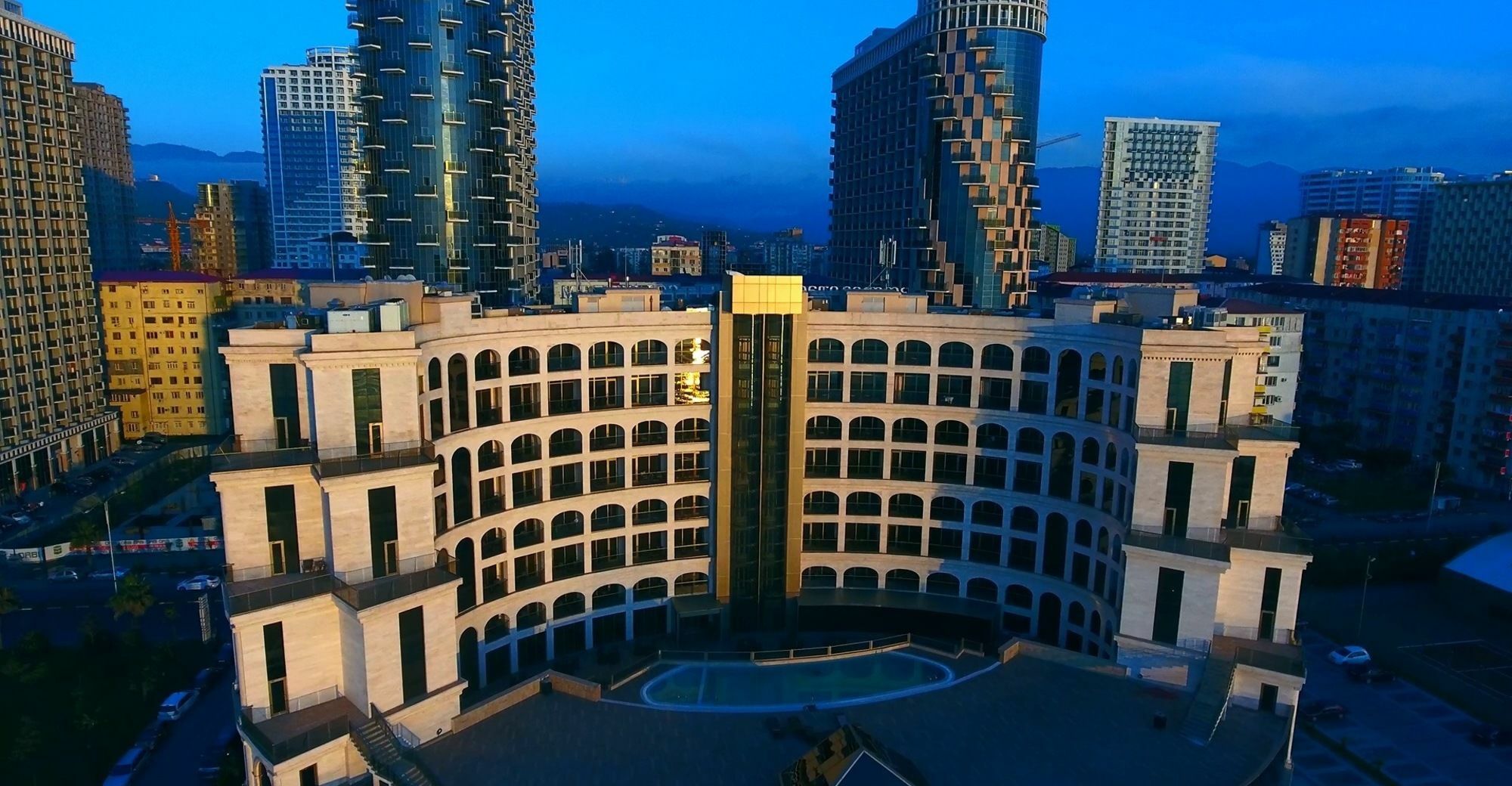 Colosseum Marina Hotel Batumi Ngoại thất bức ảnh